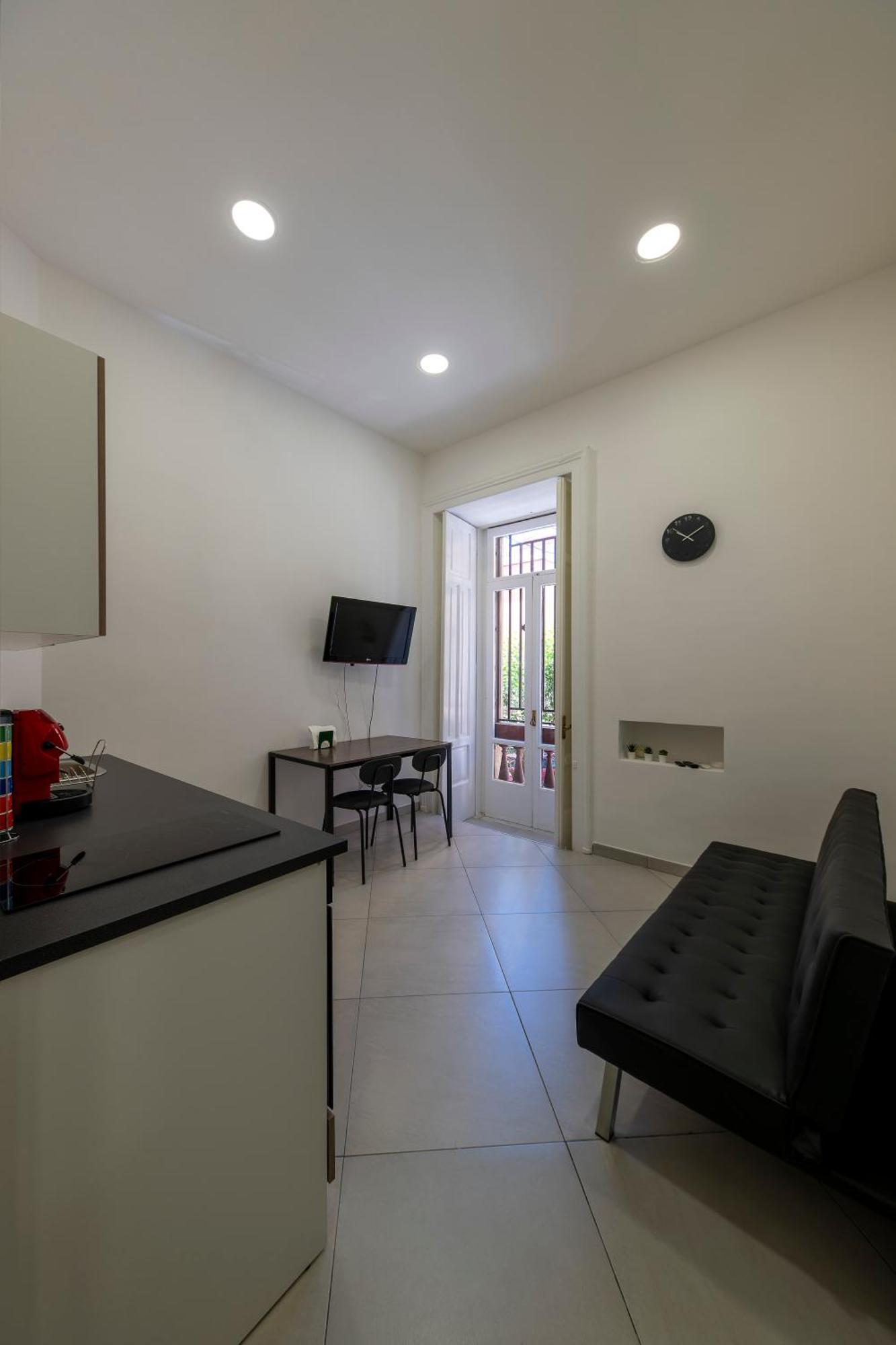 Casa Vacanze Nemesi Tyche Salerno Exterior photo